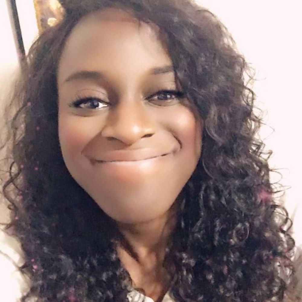 Meet your Posher, Deshawna